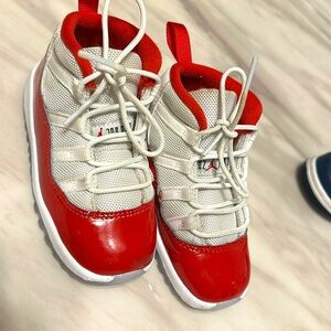 Air Jordan 11 Retro Cherry Td 8c